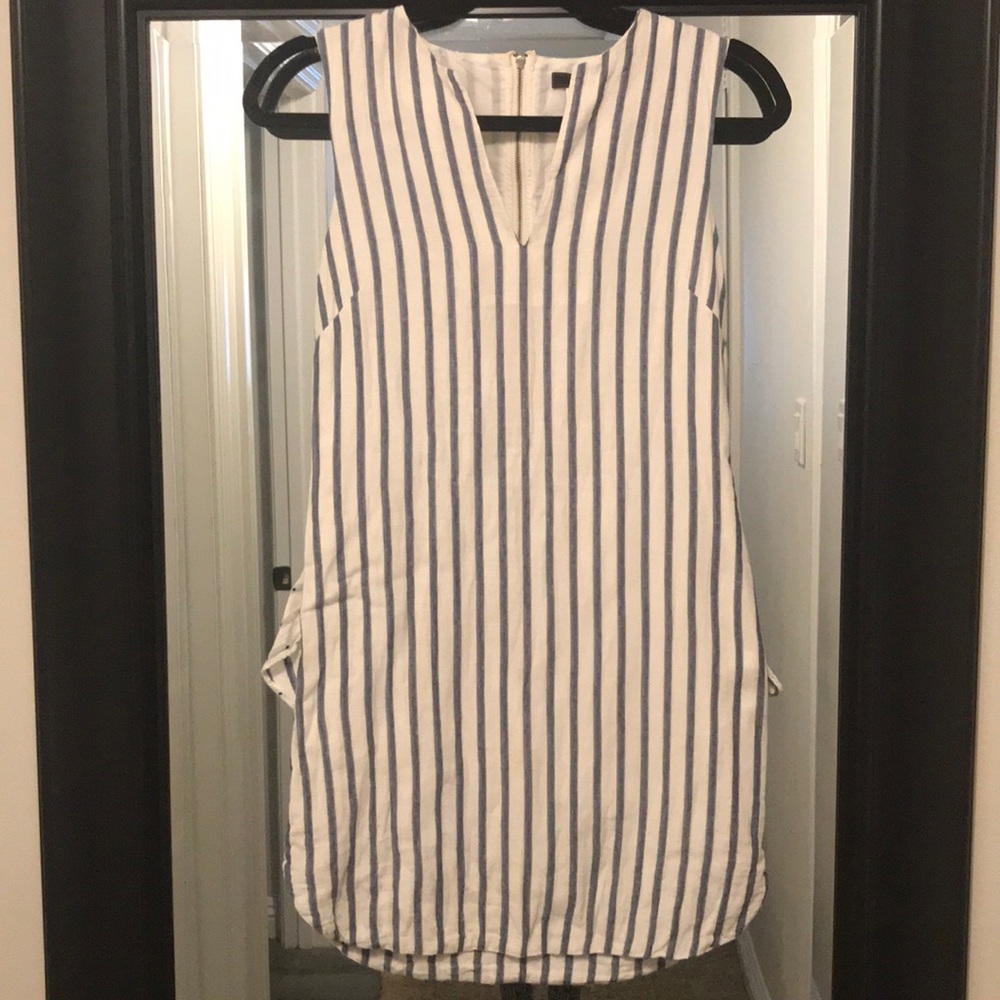 Blue and white stripe fitted dress